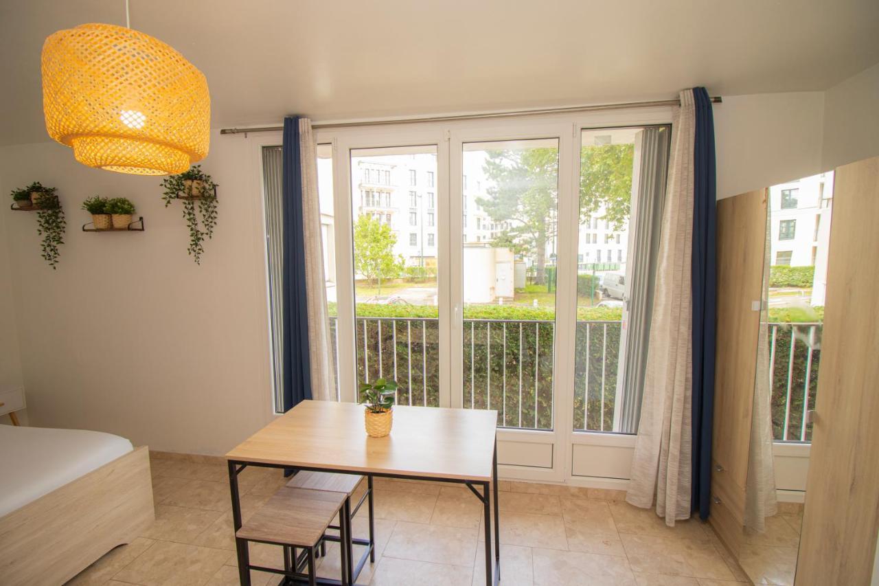 L'Estival Room Logement En Colocation Le Plessis-Robinson Exteriér fotografie